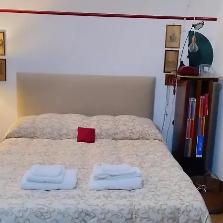 Casa Corpo Di * نابولي